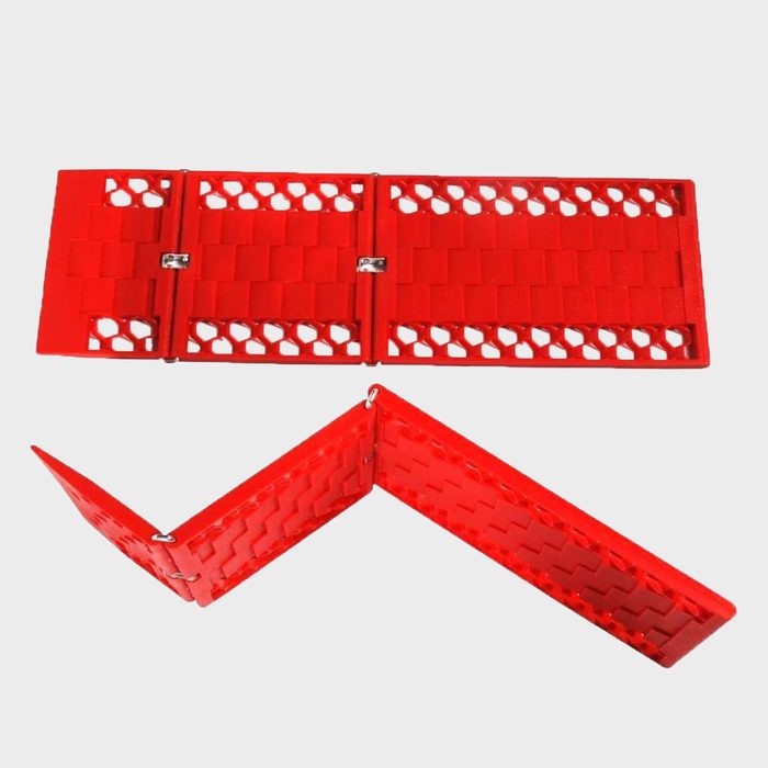 Wawaauto All Weather Foldable Auto Traction Mat Tire Grip Aid