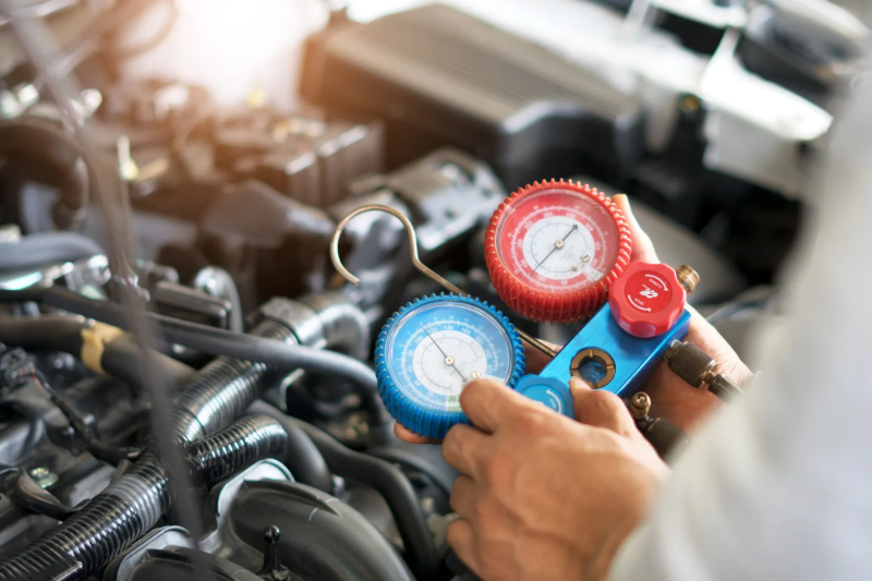 Car AC recharge kit and gauge